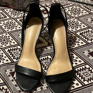Vince Camuto Elegant Black Heels